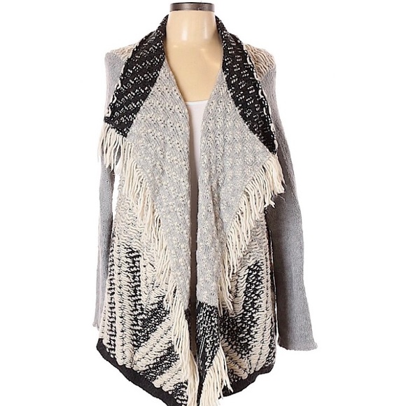 Anthropologie Moth Amba Fringe Cardigan - Picture 3 of 7